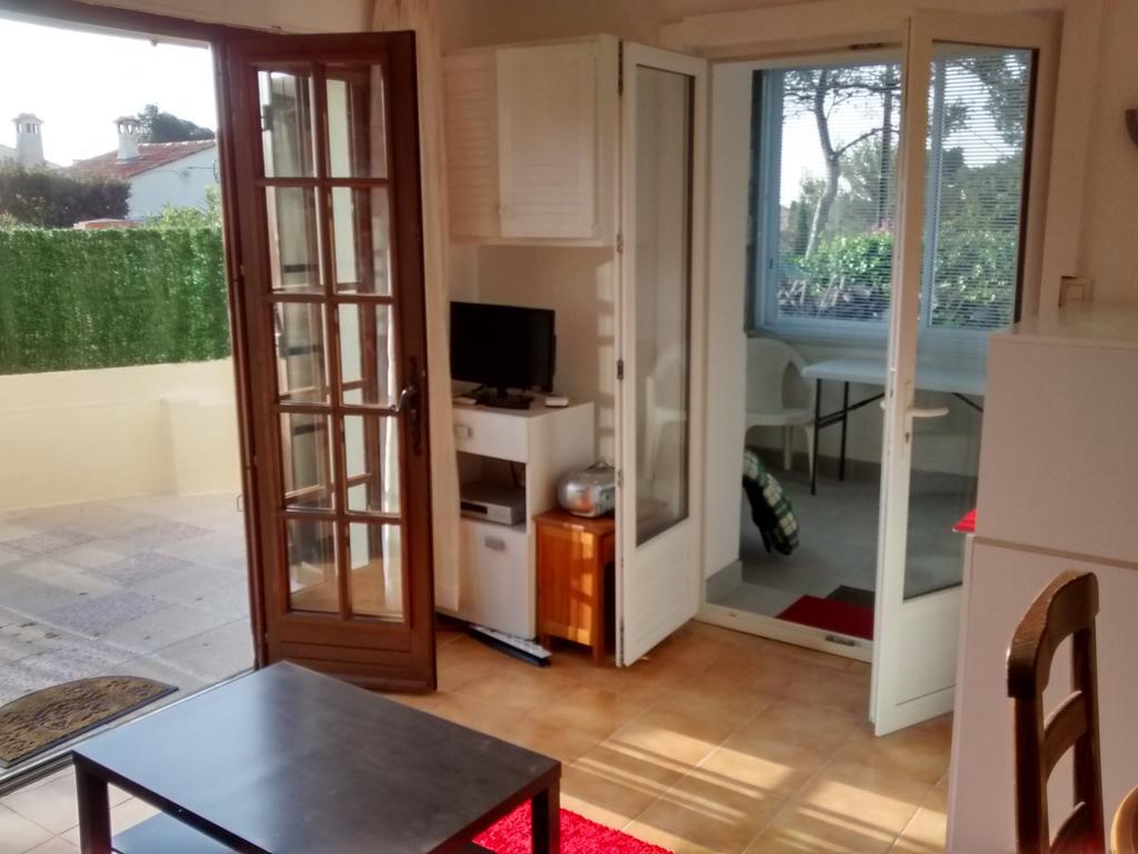 Villa Veronique Saint-Raphaël Exteriör bild